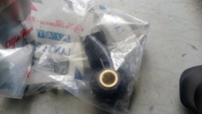 Nadajnik CZUJNIK SPALANIA STUKOWEGO ABARTH Fiat OE 46552951