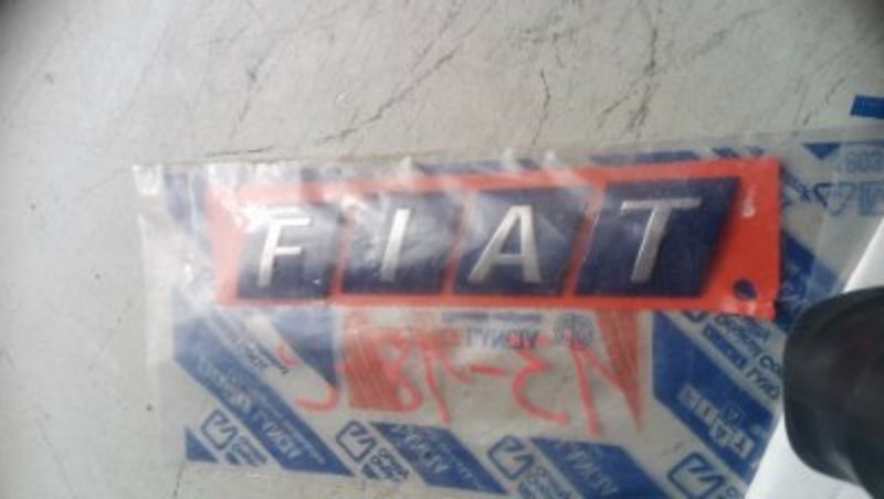 Znak firmowy EMBLEMAT "FIAT" MAREA PALIO DOBLO Fiat OE 46757490