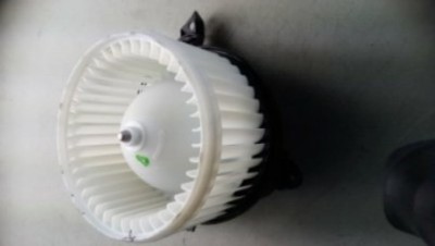 Silnik elektryczny Wentylator wewnętrzny dmuchawa Grande Punto Fiat OE 55702444